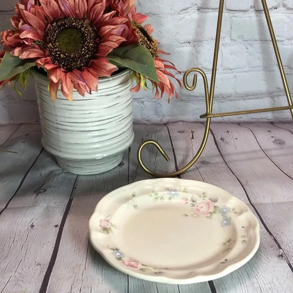Pfaltzgraff stoneware tea rose salad plate